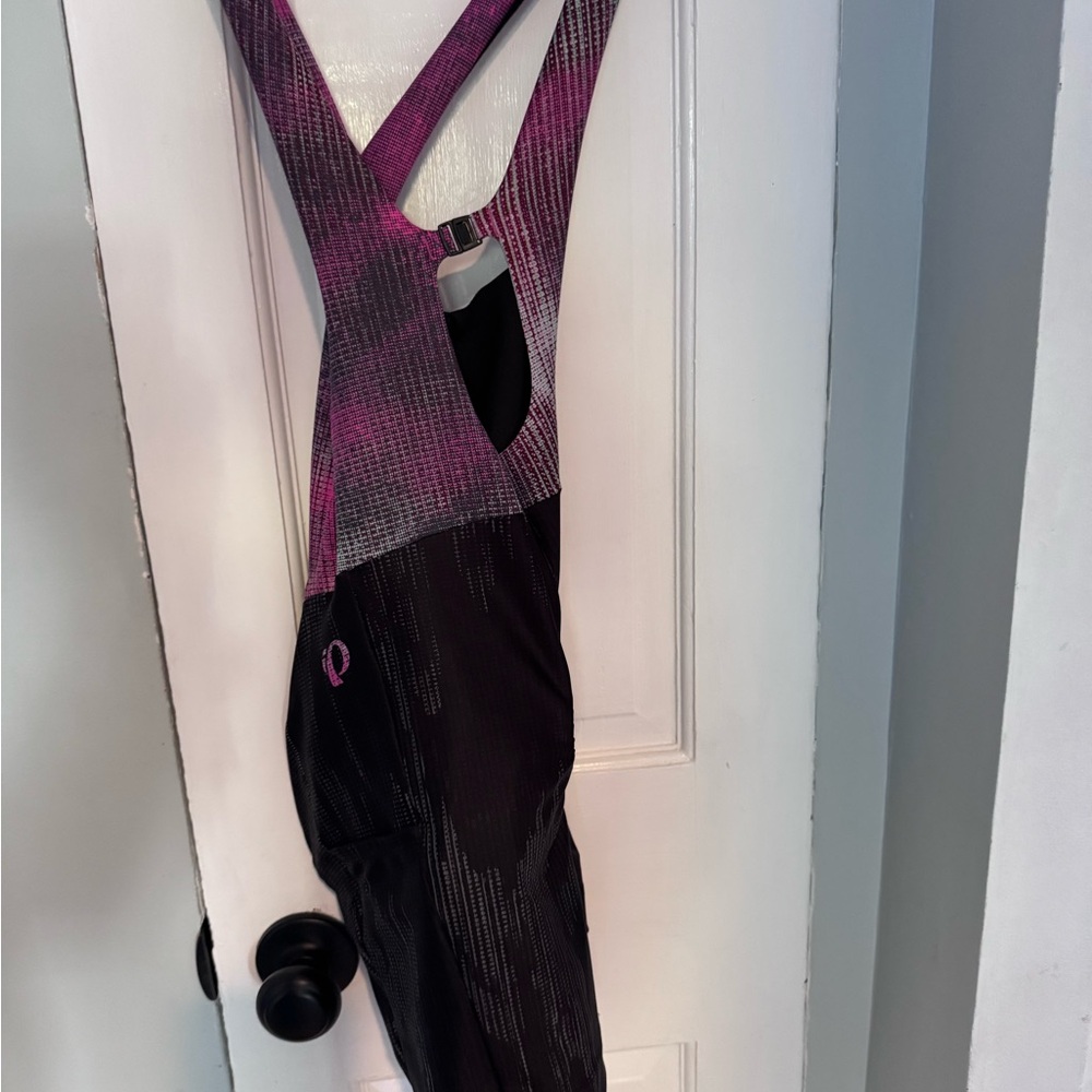 Pearl Izumi Women's Cycling Bib Shorts - Black and Pink
